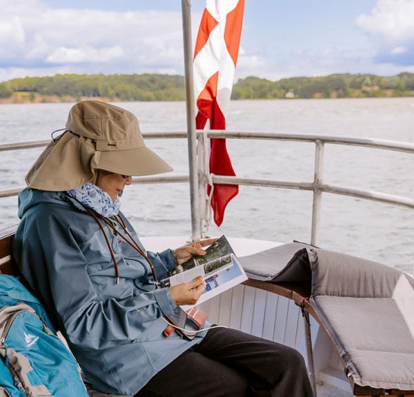 På sejltur med båd fra Middelfart Gl. Havn